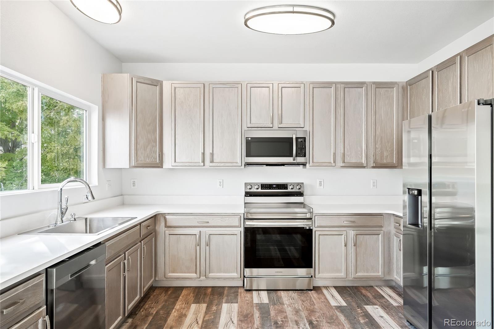 8303 South Pierce Way Littleton, CO 80128 - Photo 14 of 41 Gallery Image 14