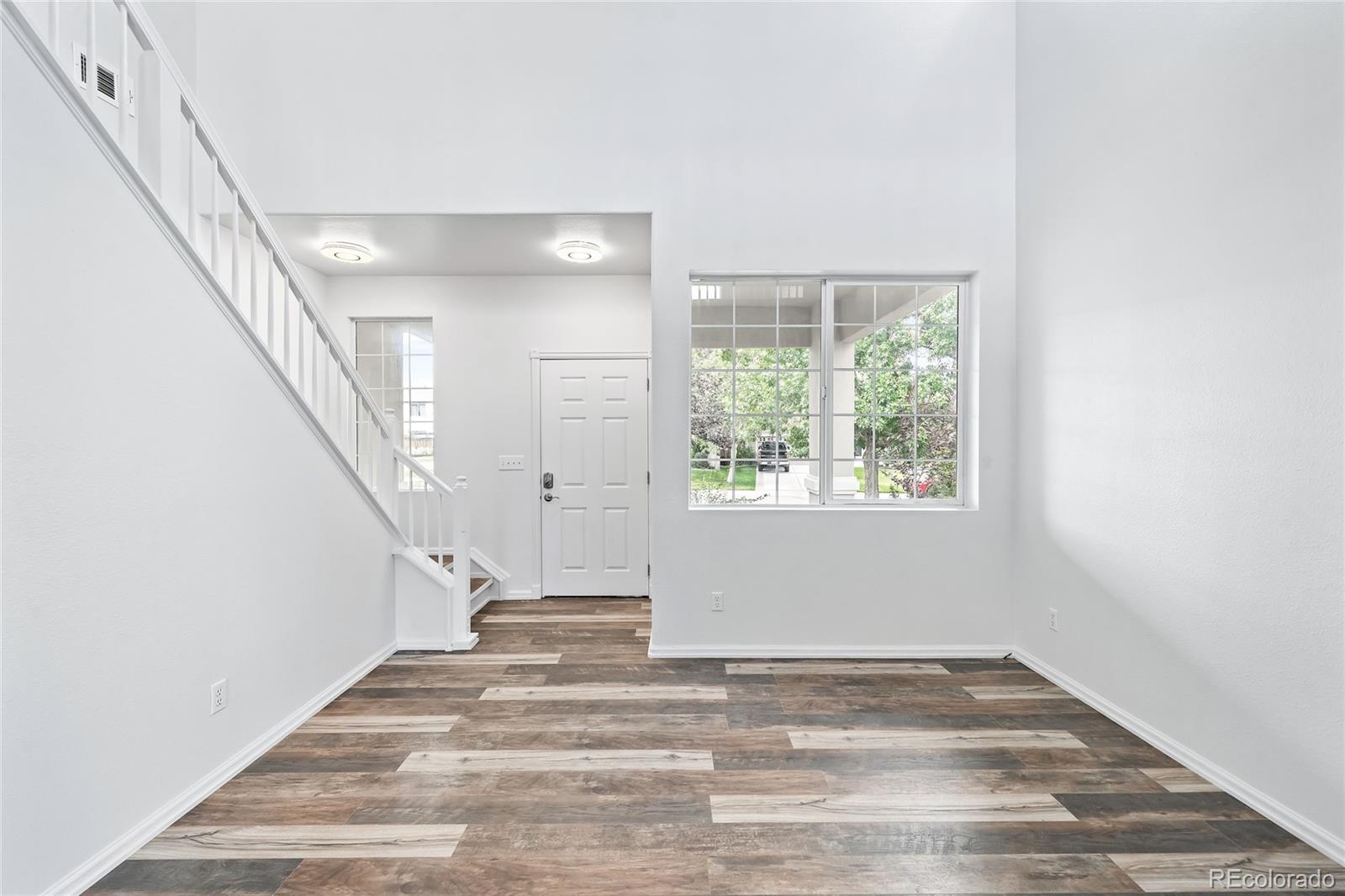 8303 South Pierce Way Littleton, CO 80128 - Photo 8 of 41 Gallery Image 8