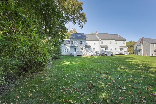 a view of a house with a big yard