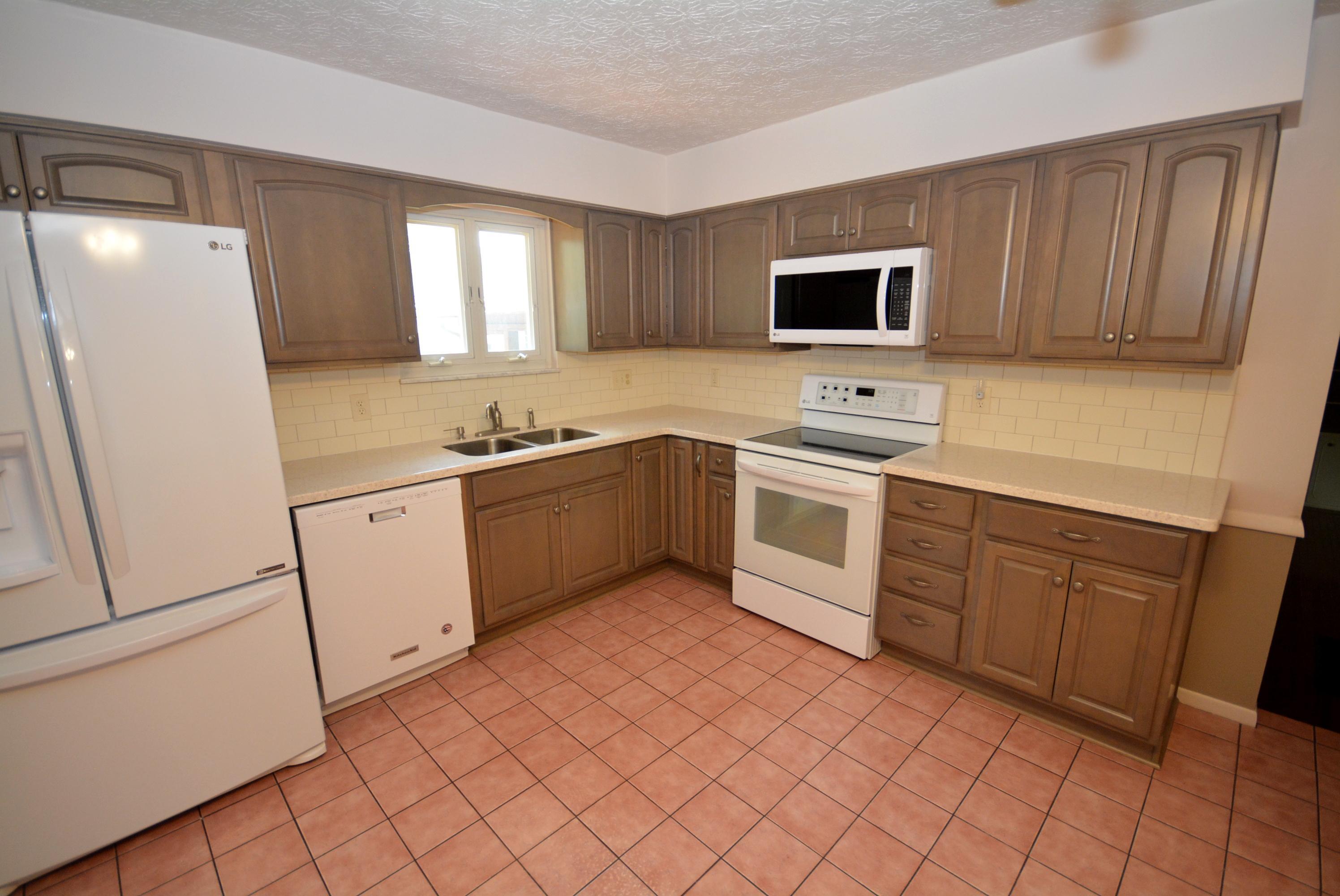5474 Cedarbush Road Columbus, OH 43229 - Photo 18 of 38 Gallery Image 18