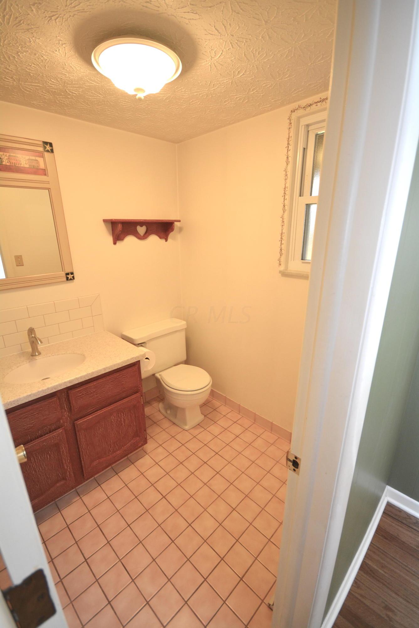 5474 Cedarbush Road Columbus, OH 43229 - Photo 35 of 38 Gallery Image 35