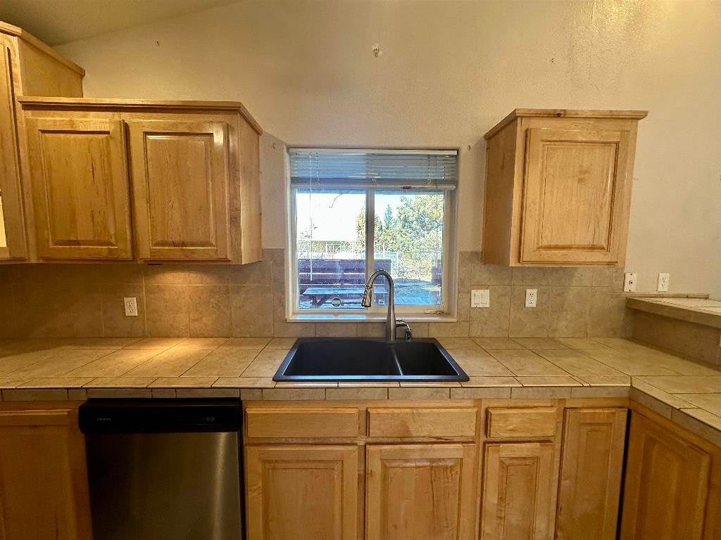 16531 Friar Road Weed, CA 96094 - Photo 12 of 47 Gallery Image 12