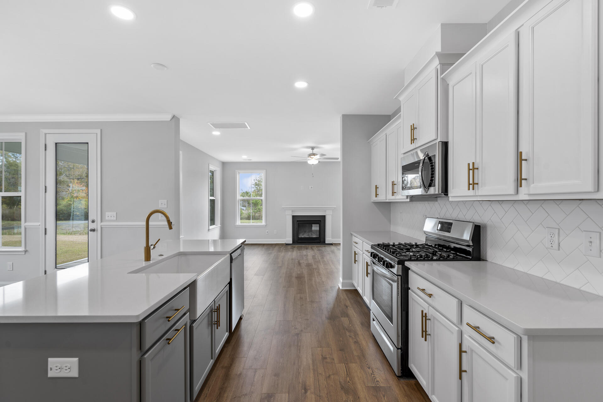 415 Grove End Road Moncks Corner, SC 29461 - Photo 7 of 30 SDH03908