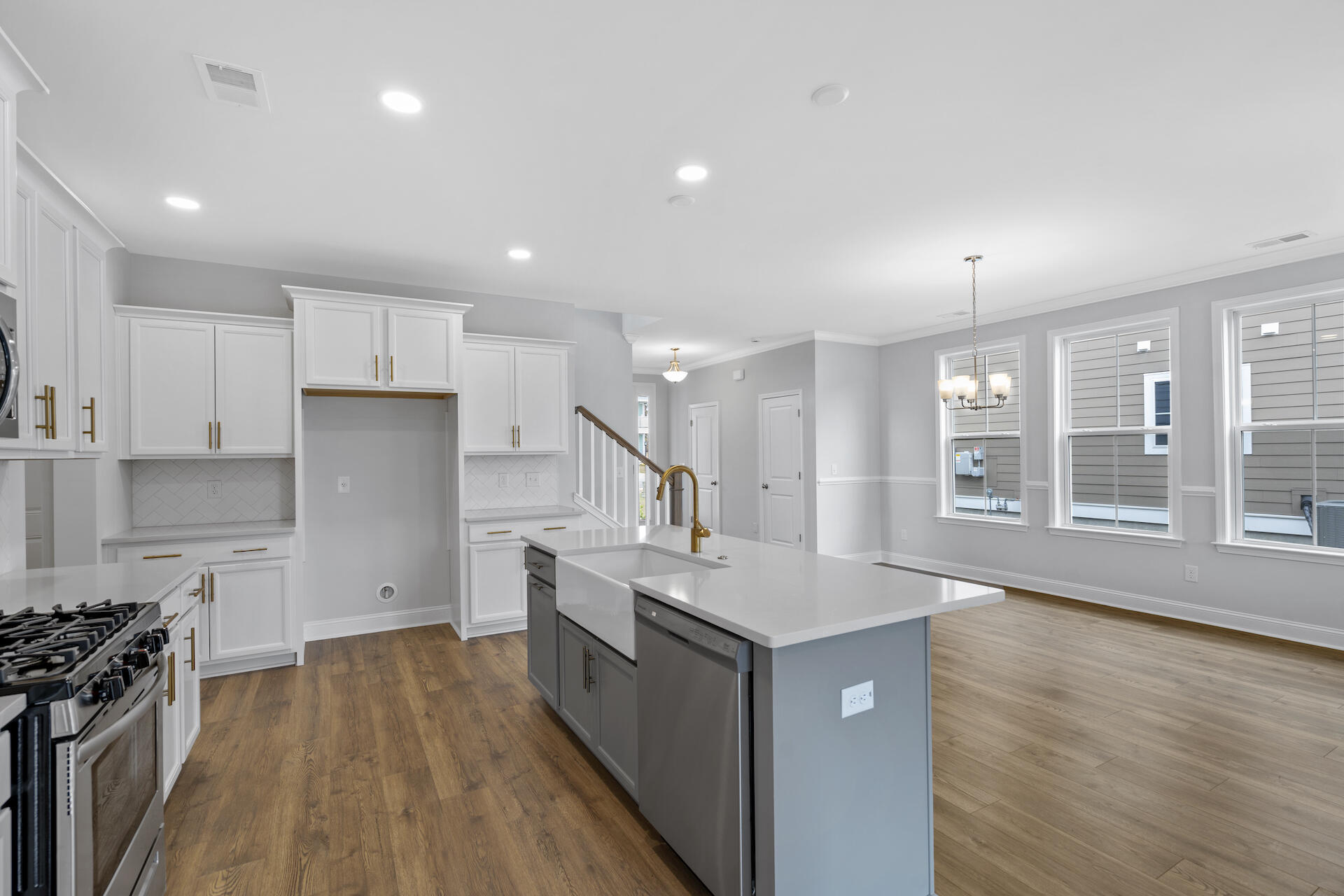 415 Grove End Road Moncks Corner, SC 29461 - Photo 8 of 30 SDH03911