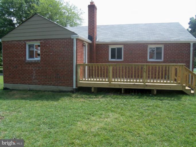 2201 Prichard Road Wheaton, MD 20902 - Photo 20 of 25 Exterior (Rear)