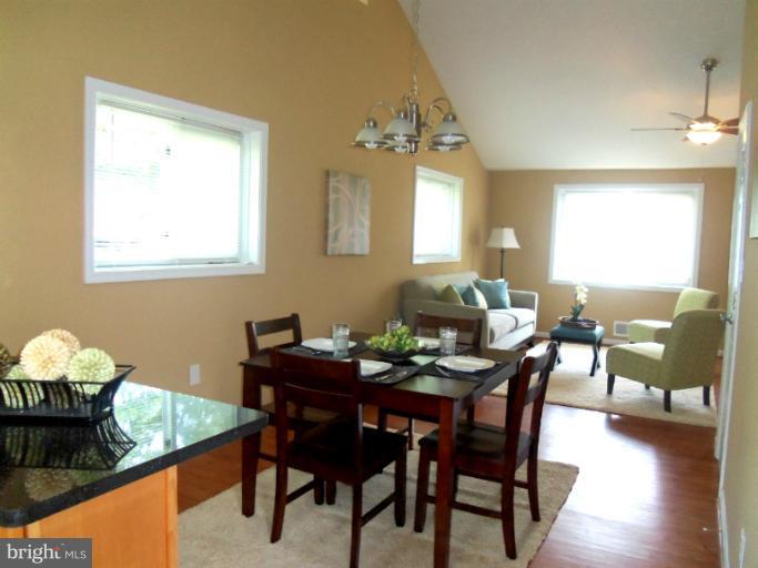 2201 Prichard Road Wheaton, MD 20902 - Photo 4 of 25 Dining Room