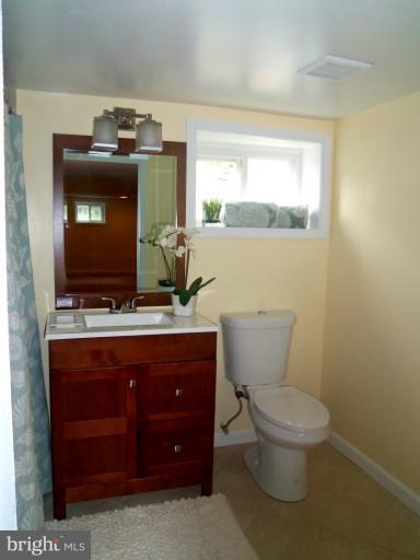 2201 Prichard Road Wheaton, MD 20902 - Photo 6 of 25 Bath