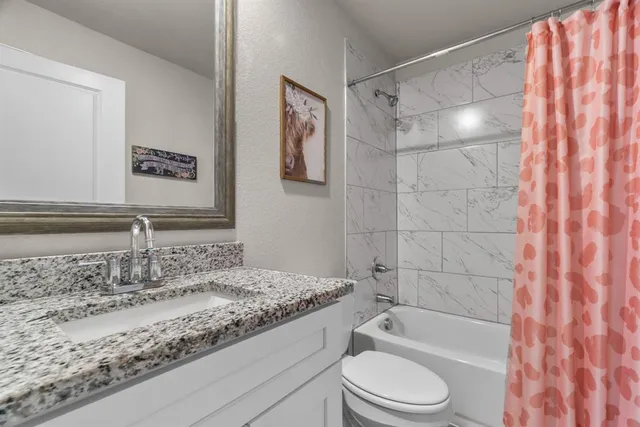 $315,000 | 608 Porcupine Drive, Springtown, TX 76082