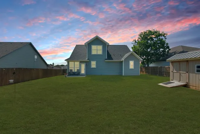 $315,000 | 608 Porcupine Drive, Springtown, TX 76082