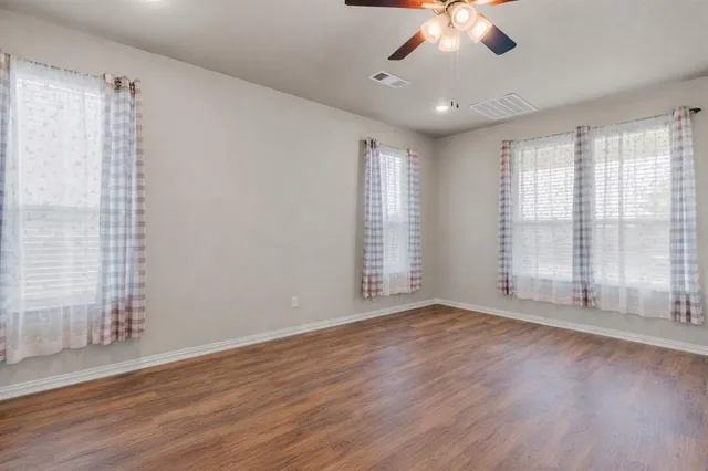 $315,000 | 608 Porcupine Drive, Springtown, TX 76082