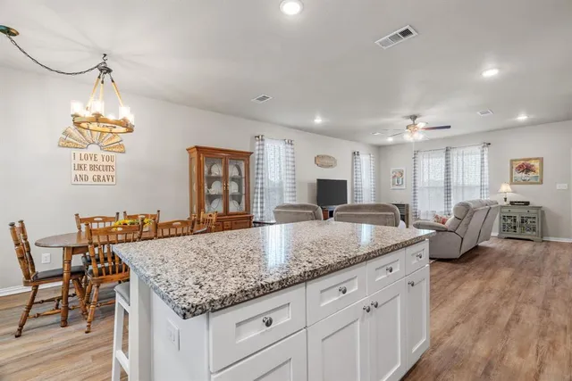 $315,000 | 608 Porcupine Drive, Springtown, TX 76082