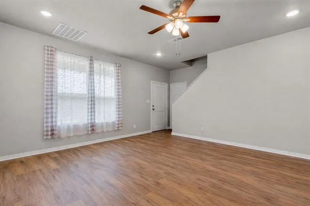 $315,000 | 608 Porcupine Drive, Springtown, TX 76082