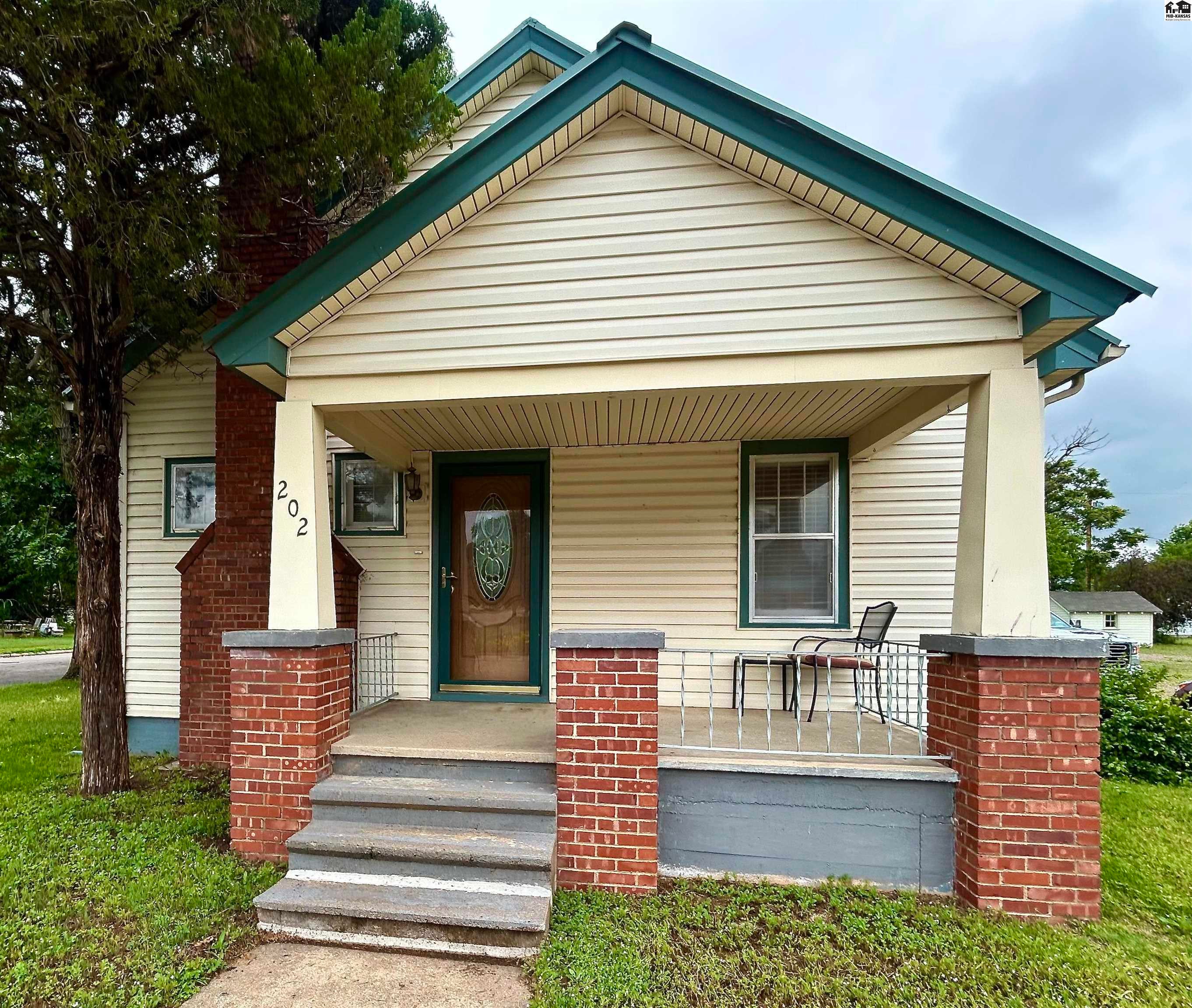 202 South Maple Street Pretty Prairie, KS 67570 - Photo 1 of 1 Gallery Image 1