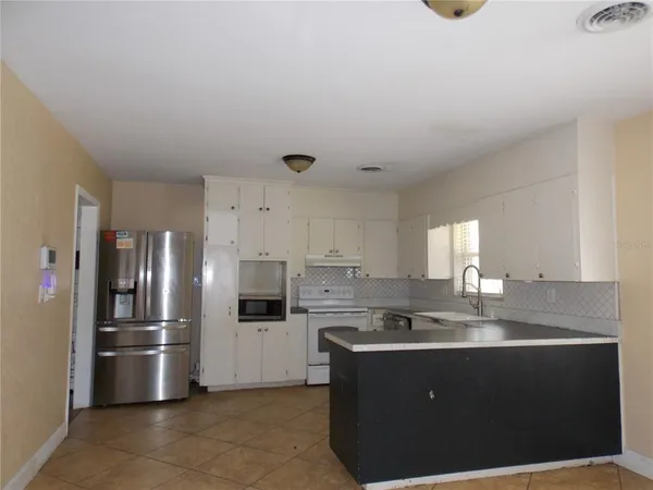 $278,000 | 1827 Southeast 7th Avenue, Ocala, FL 34471