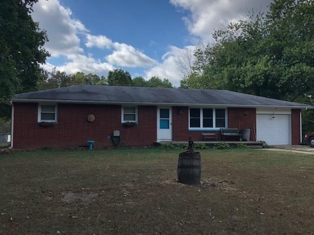 5683 West Ohio Ridge Road Columbus, IN 47201 - Photo 2 of 15 Gallery Image 2