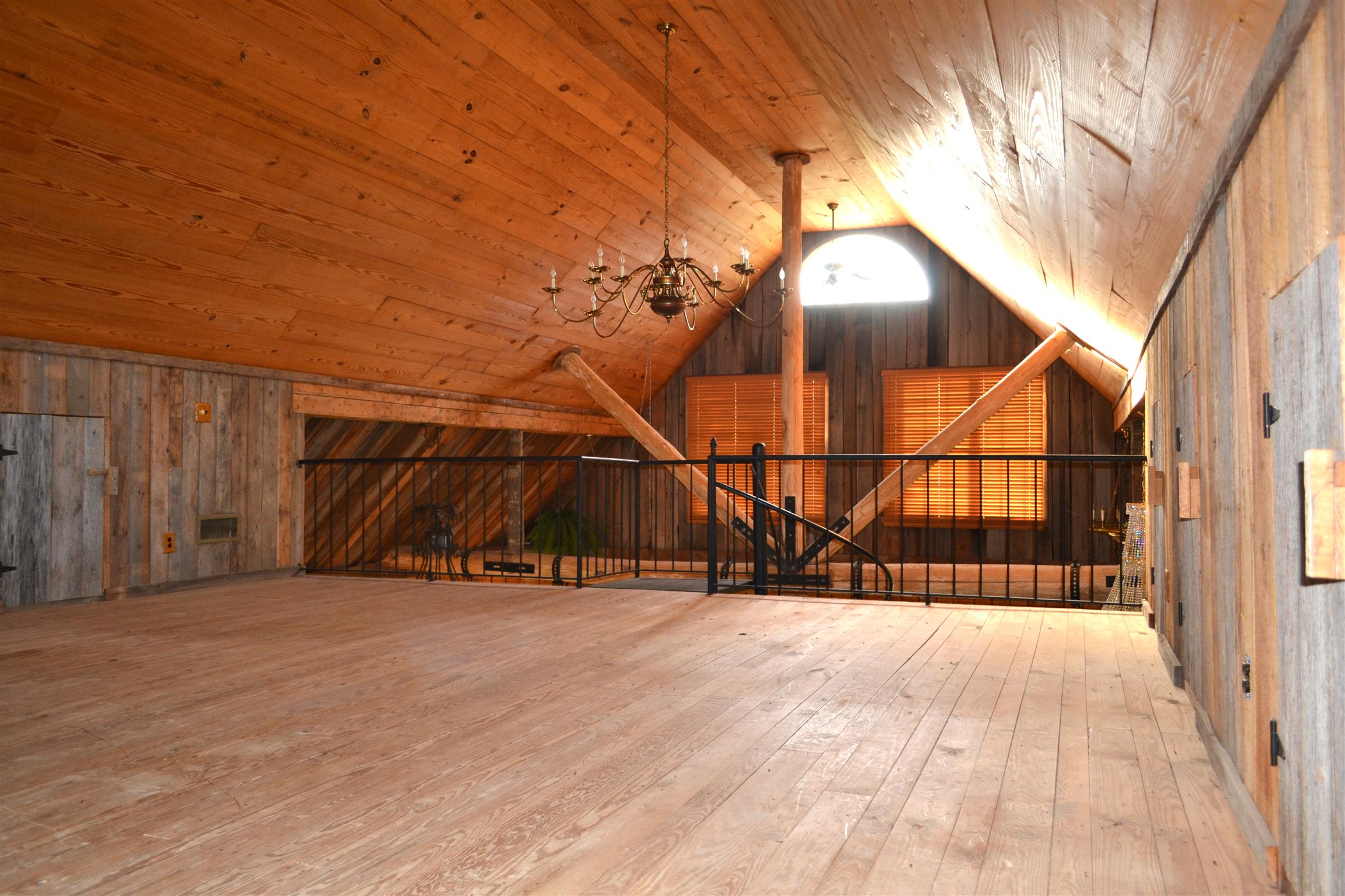 218 Ernest Clay Road Hohenwald, TN 38462 - Photo 13 of 27 Gallery Image 13