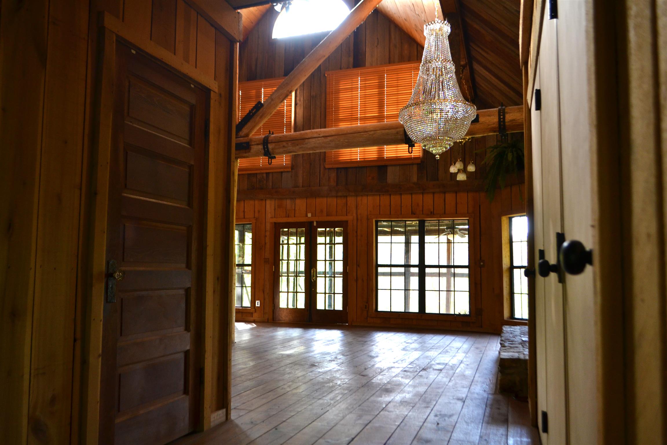 218 Ernest Clay Road Hohenwald, TN 38462 - Photo 8 of 27 Gallery Image 8