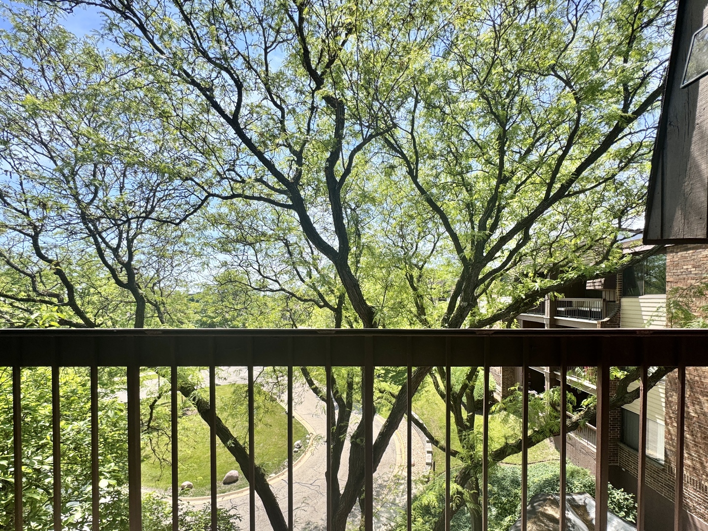 440 Raintree Court, Unit 3G Glen Ellyn, IL 60137 - Photo 19 of 35