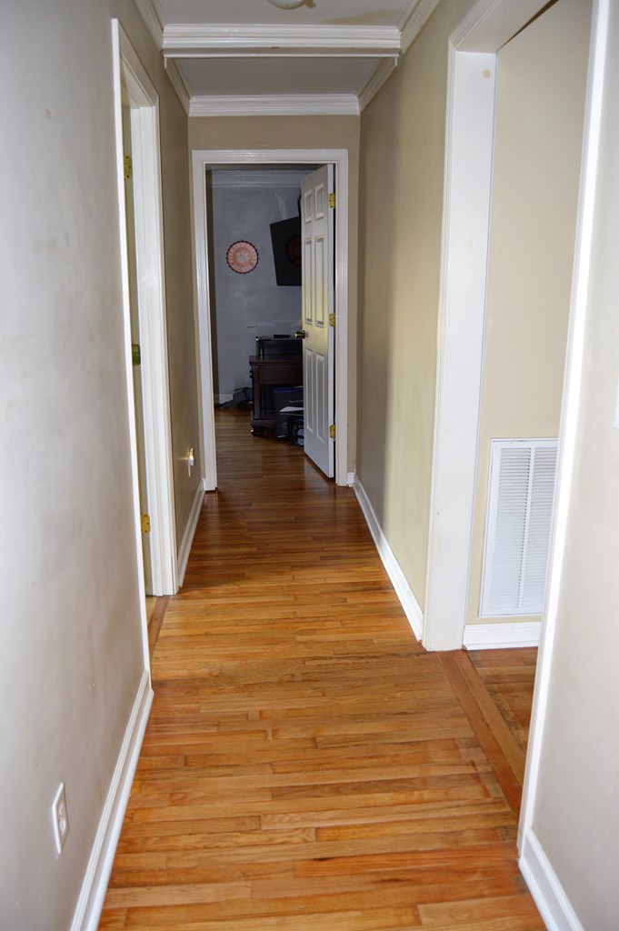 112 Crooked Road Greenwood, SC 29646 - Photo 21 of 35 Gallery Image 21