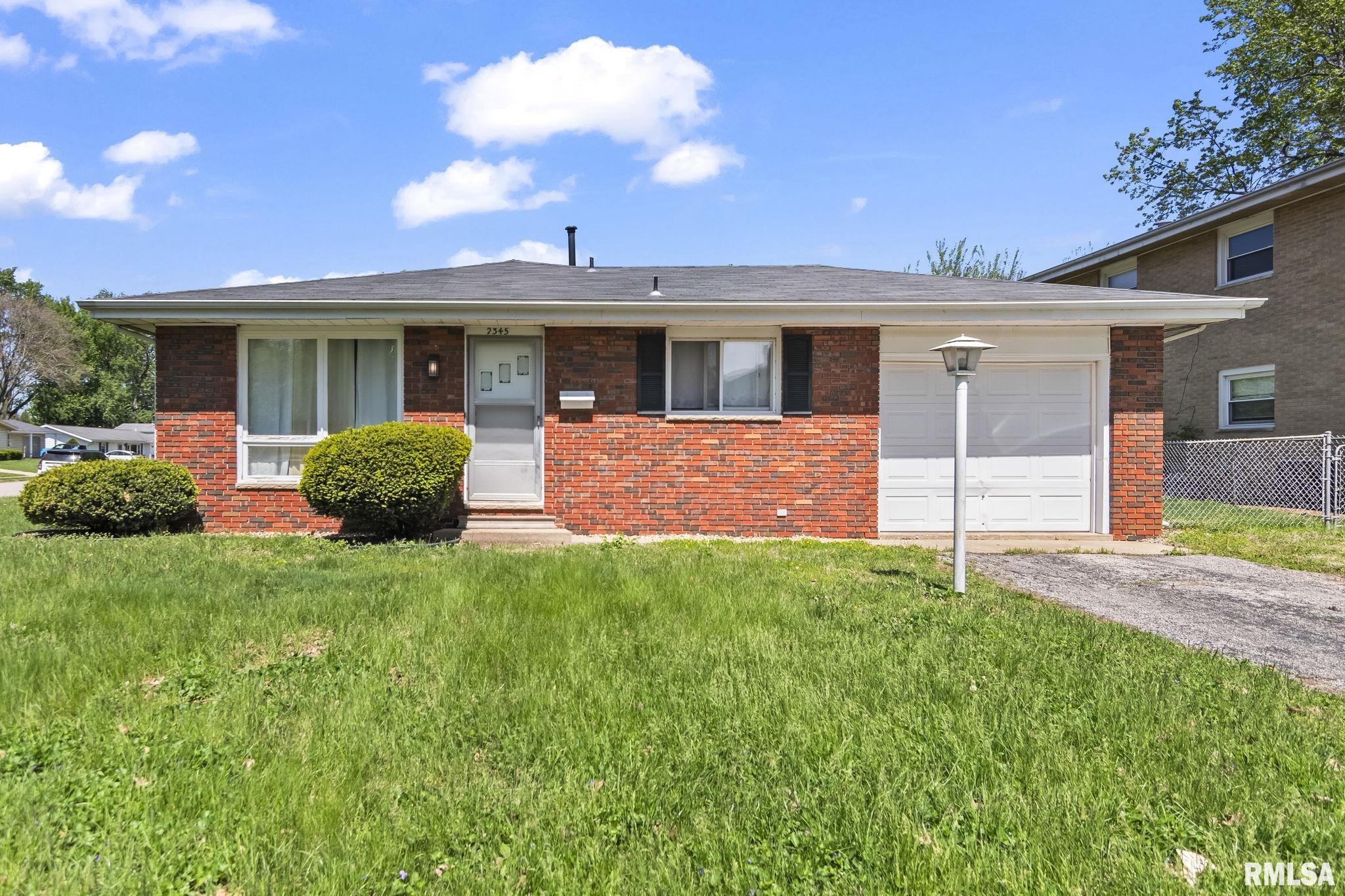232 Dickinson Road Springfield, IL 62704 - Photo 20 of 39