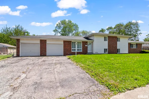$300,000 | 232 Dickinson Road, Springfield, IL 62704