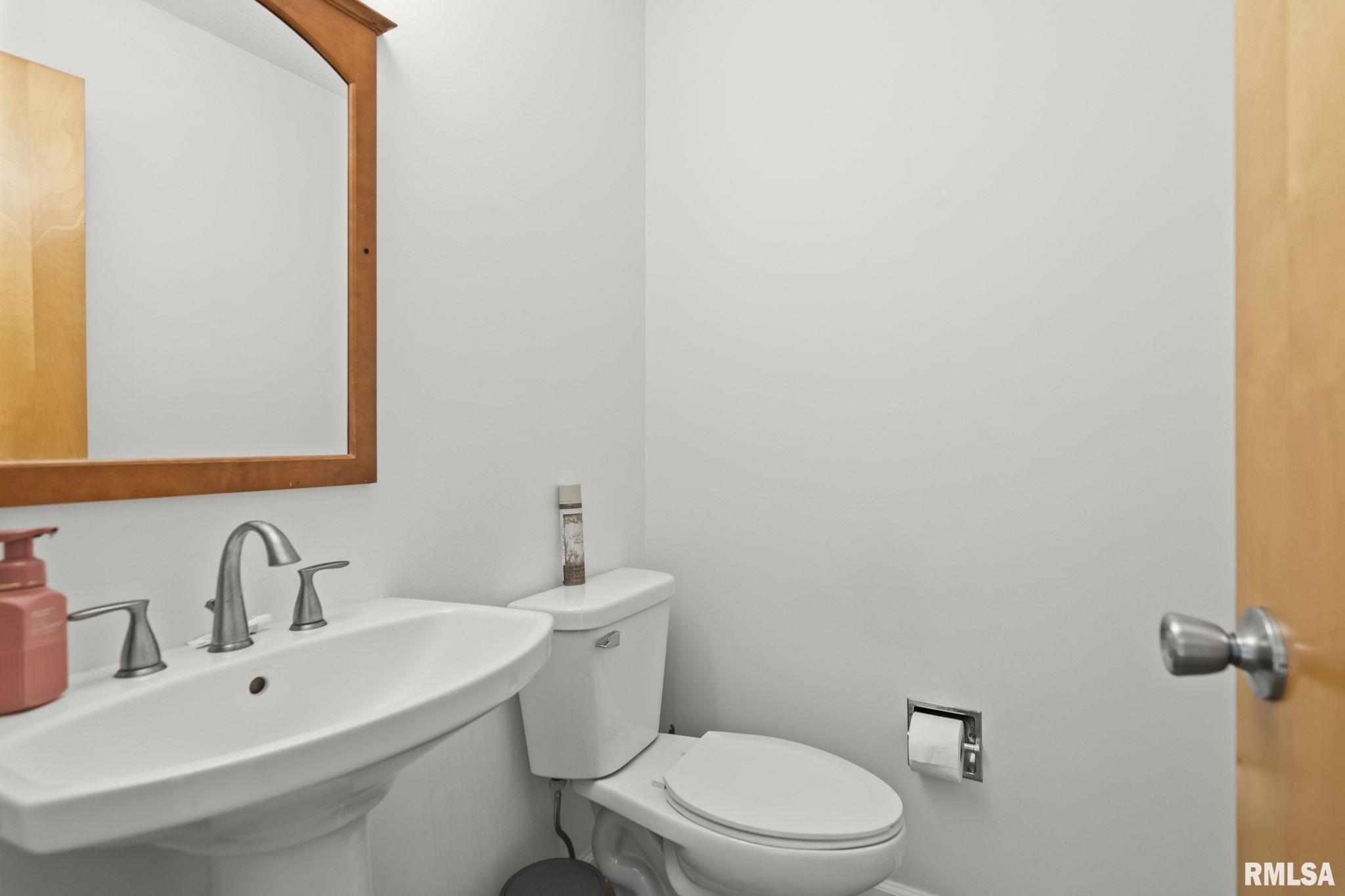 232 Dickinson Road Springfield, IL 62704 - Photo 35 of 39