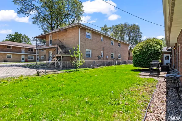 $300,000 | 232 Dickinson Road, Springfield, IL 62704