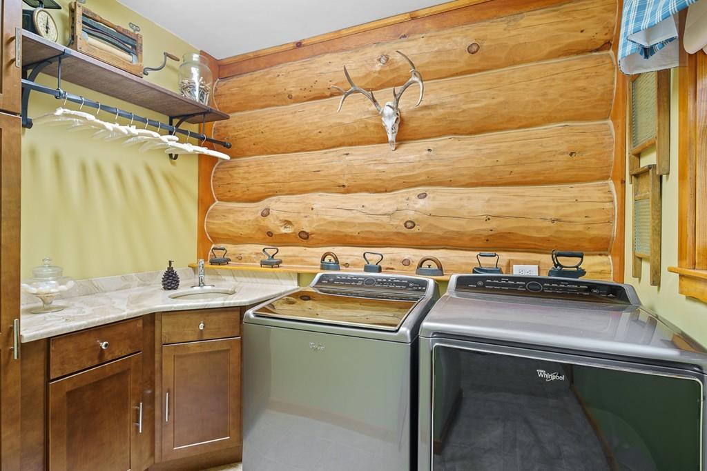 49 Beaman Road Princeton, MA 01541 - Photo 32 of 42 a utility room with dryer and washer
