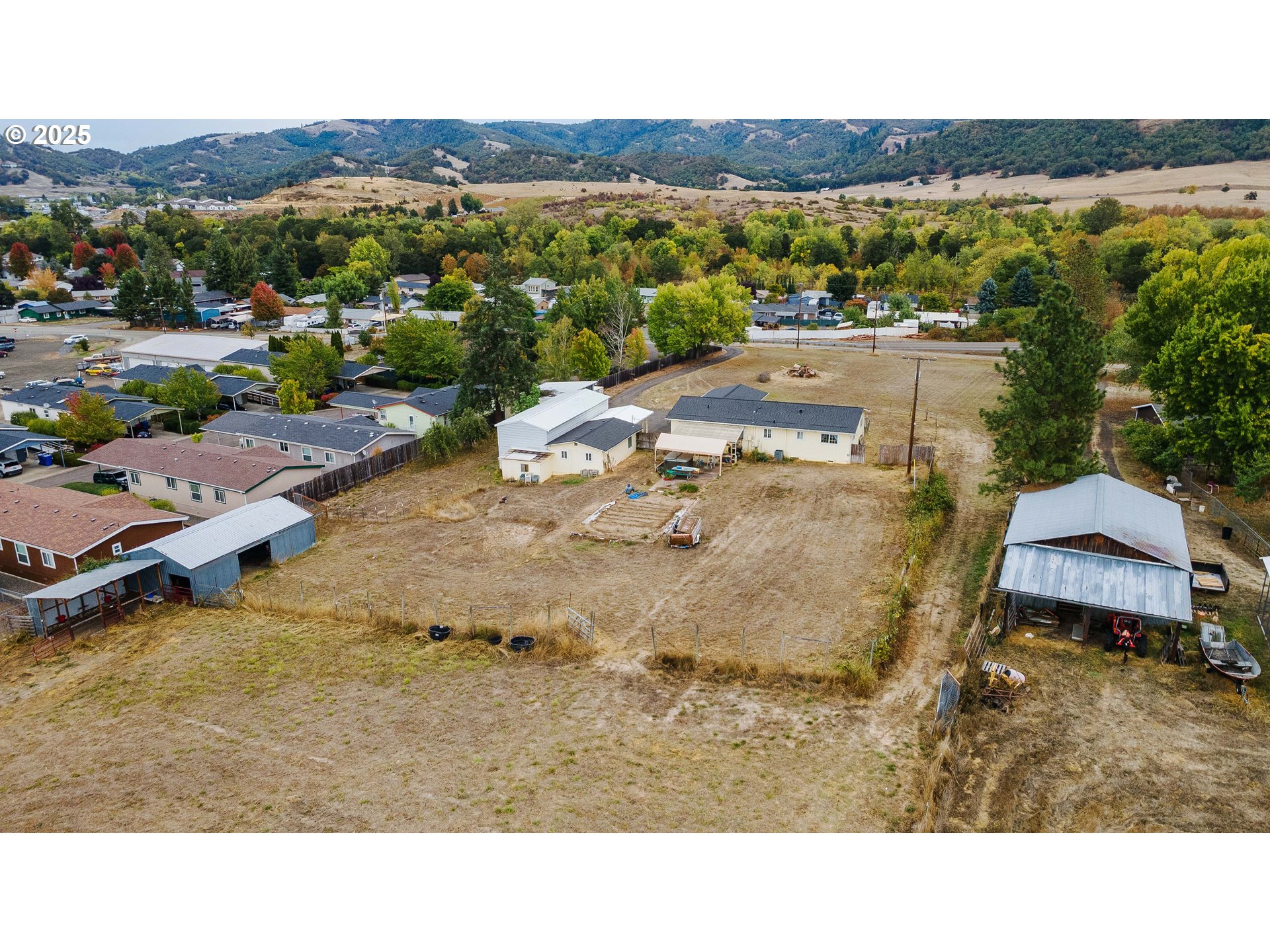 209 Dodson View Road Roseburg, OR 97471 - Photo 40 of 43 Gallery Image 40