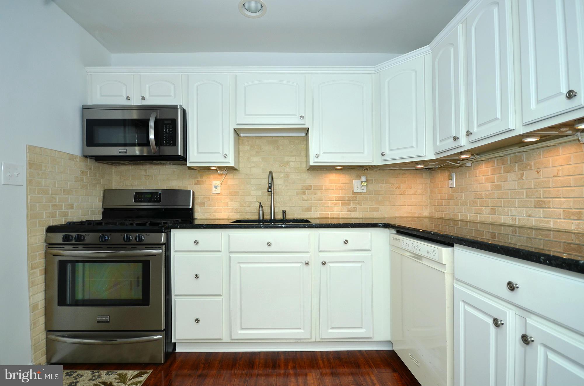 8709 Littlewood Road Baltimore, MD 21234 - Photo 6 of 19 MODERN KITCHEN