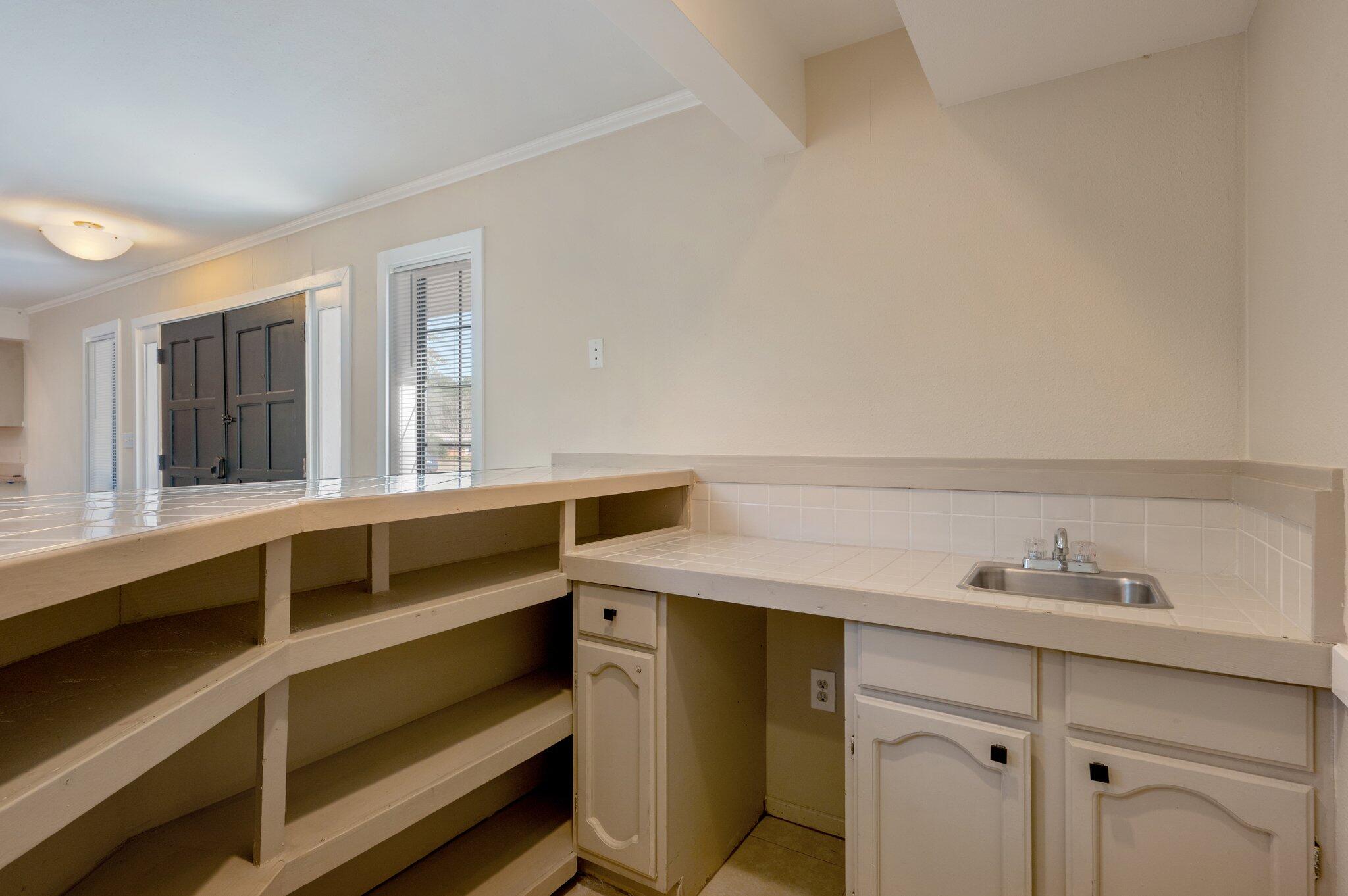 770 Lakeview Drive DeFuniak Springs, FL 32433 - Photo 17 of 33 17-web-or-mls-770 Lakeview Dr-13