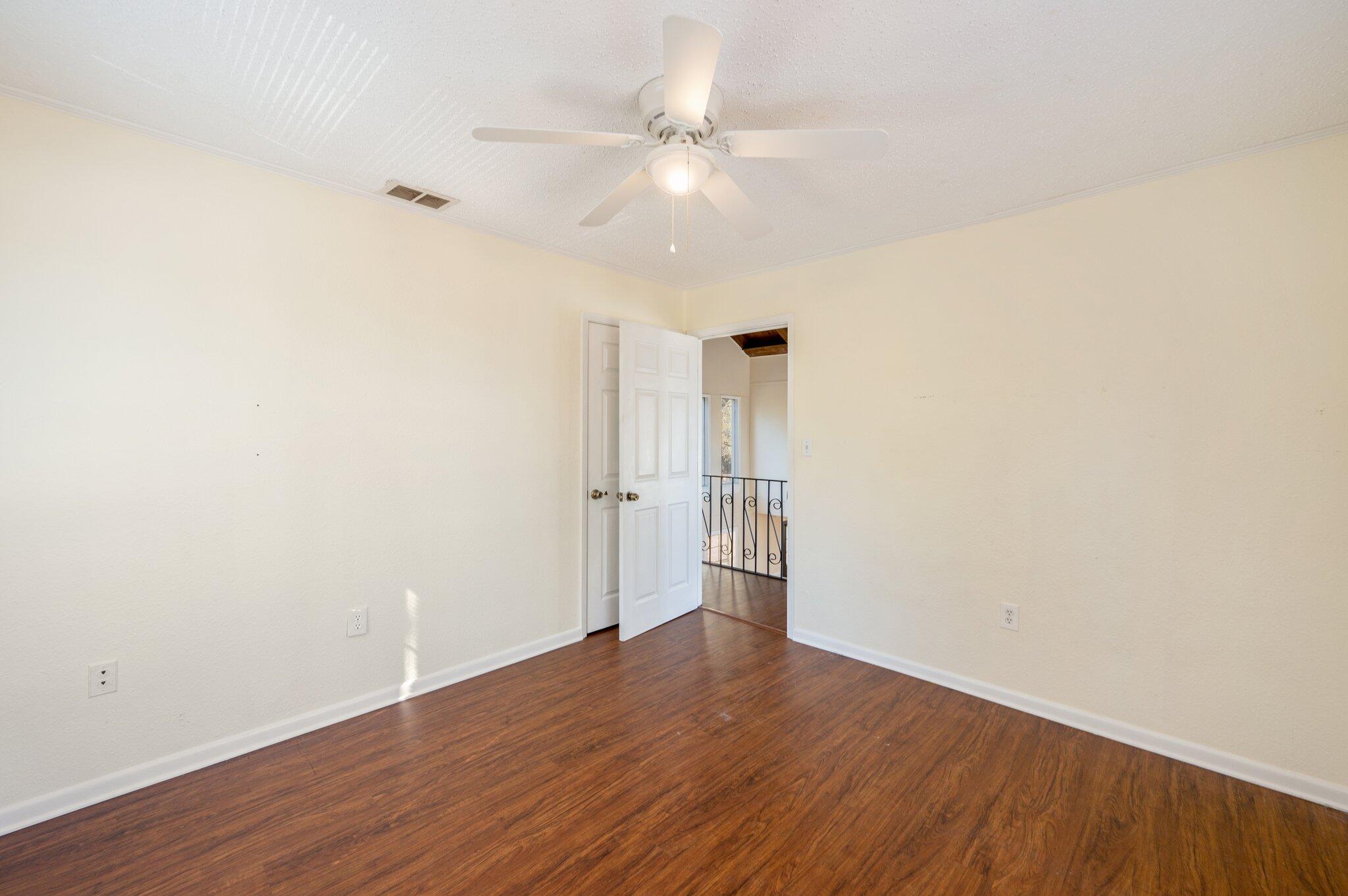 770 Lakeview Drive DeFuniak Springs, FL 32433 - Photo 26 of 33 26-web-or-mls-770 Lakeview Dr-22