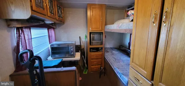 $170,000 | 3 & 4 Boo Boo Boulevard, Falling Waters, WV 25419