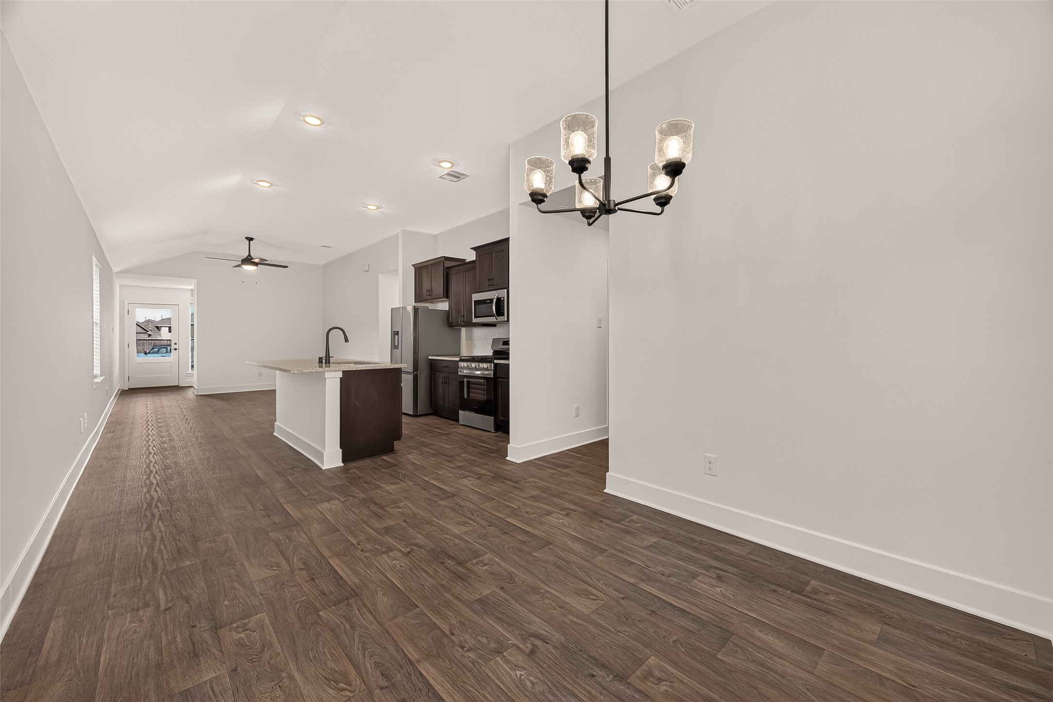 9304 Hard Rock Road Conroe, TX 77303 - Photo 17 of 38 Gallery Image 17