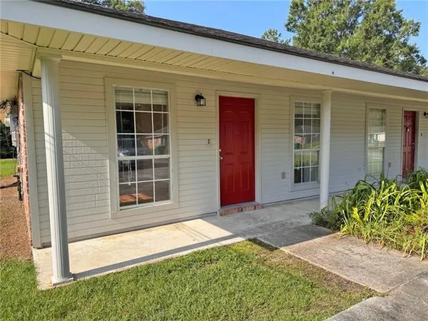 $1,070 | 109 Mallard Drive, Unit A, Hammond, LA 70401
