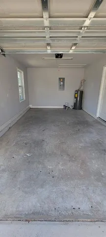 $2,500 | 2032 Southwest 252nd Street, Newberry, FL 32669