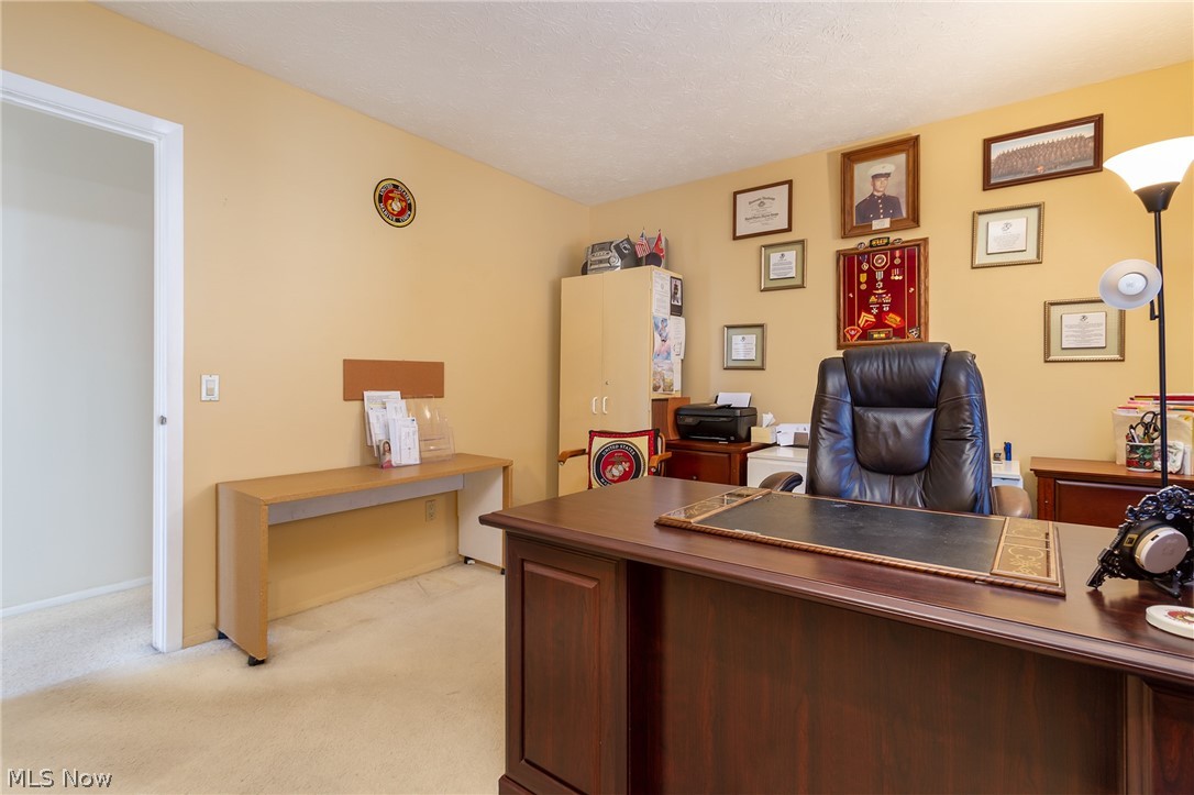 18085 Falling Leaves Road Strongsville, OH 44136 - Photo 18 of 33 Gallery Image 18