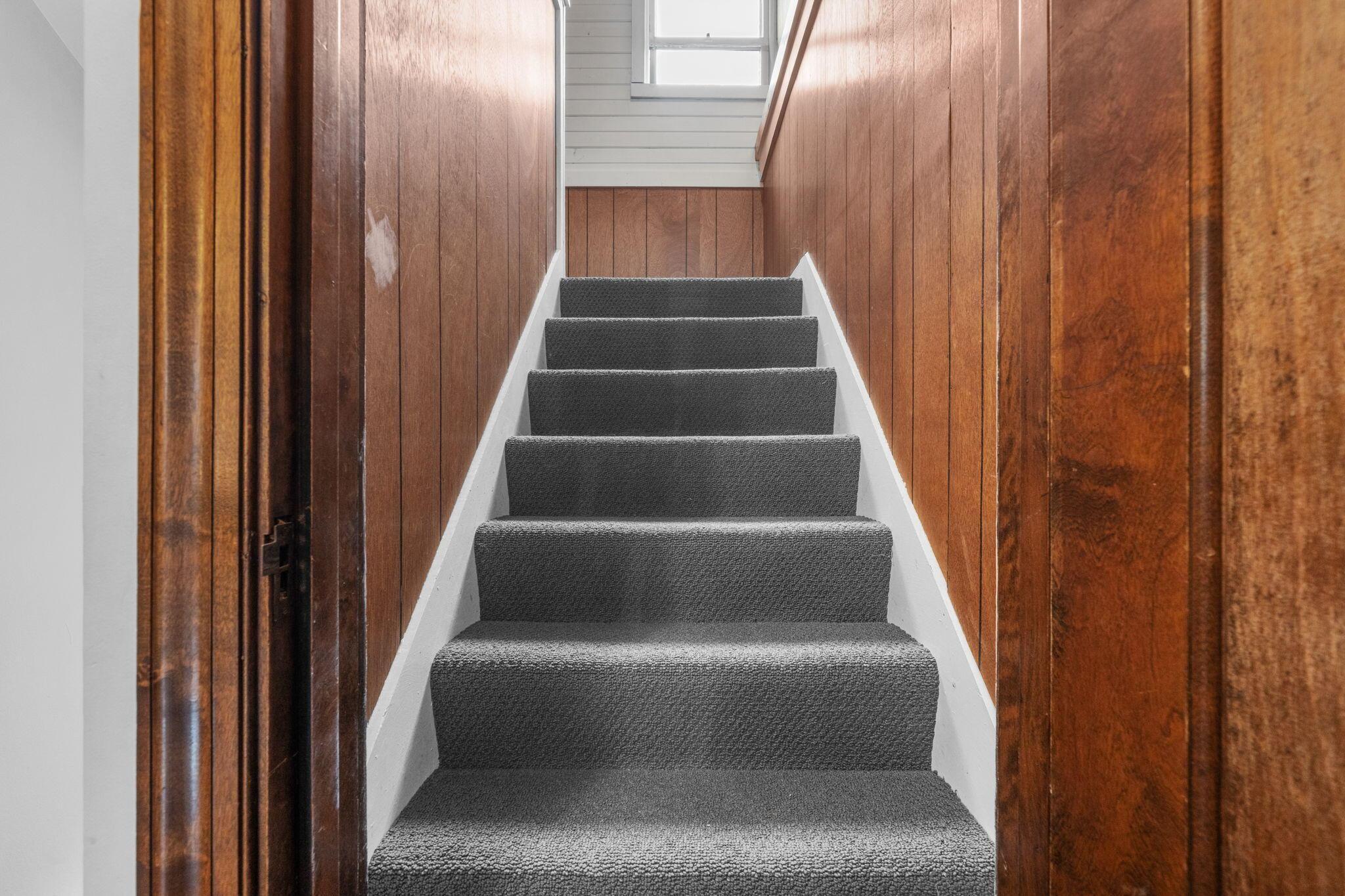 115 North Cassingham Road Columbus, OH 43209 - Photo 45 of 70 HEADING TO 3RD FLOOR