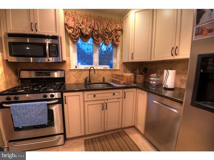 2877 Joyce Road Abington, PA 19001 - Photo 3 of 24 Kitchen