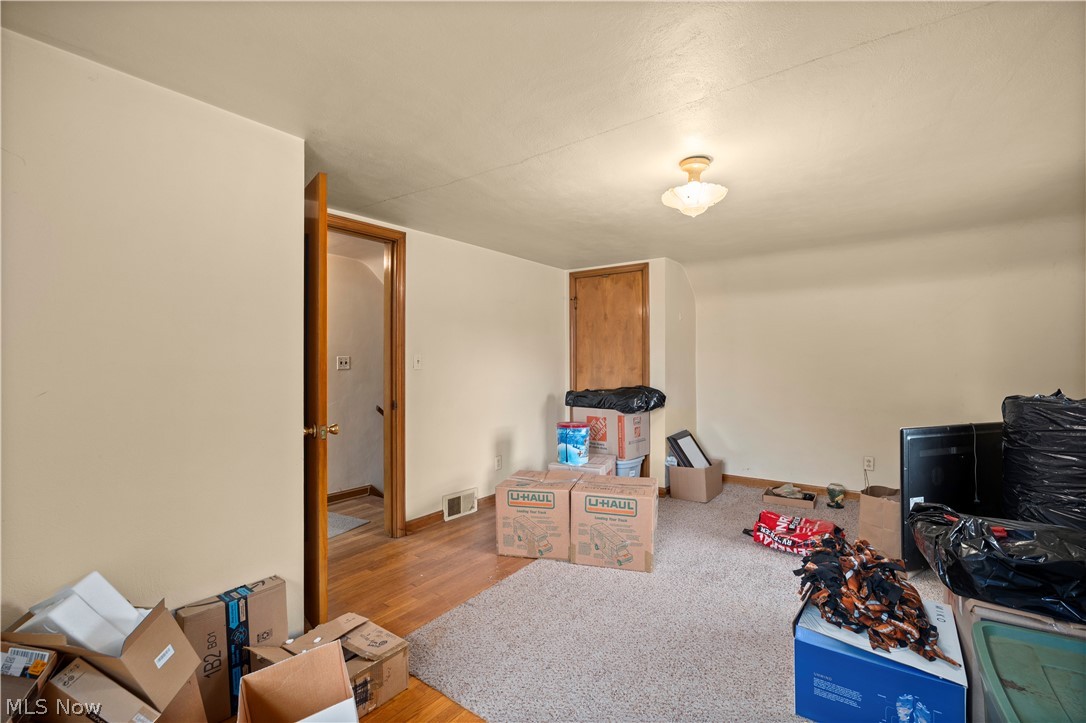 406 Root Road Lorain, OH 44052 - Photo 29 of 38 Upstairs bedroom
