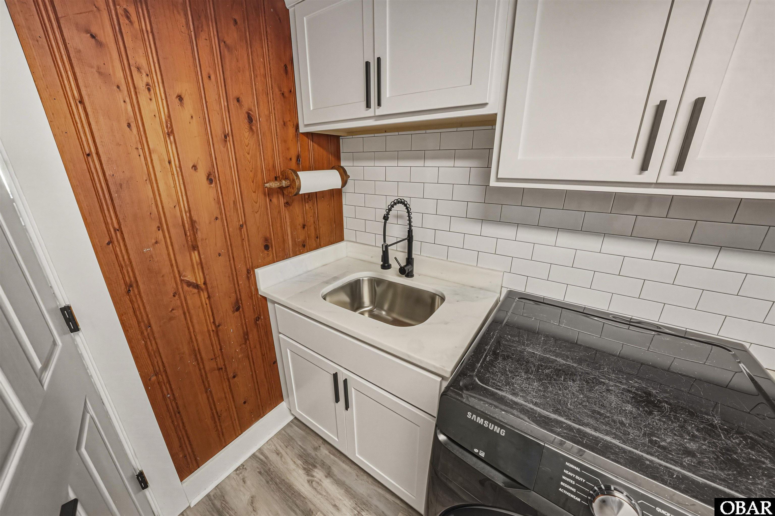 932 Waterlily Road Coinjock, NC 27923 - Photo 22 of 86 Utility Sink