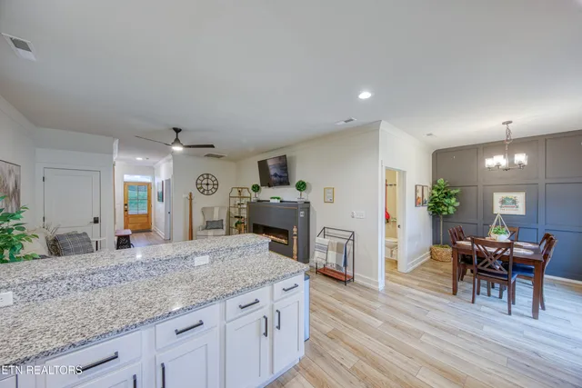 $528,999 | 410 Fleeta Williams Way, Sevierville, TN 37862