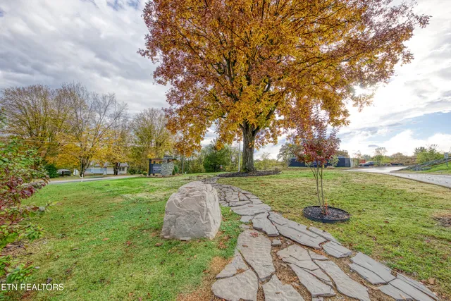 $528,999 | 410 Fleeta Williams Way, Sevierville, TN 37862