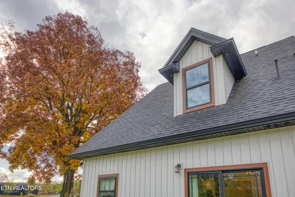 $528,699 | 410 Fleeta Williams Way, Sevierville, TN 37862