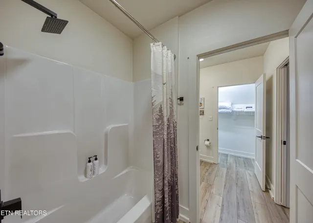 $528,999 | 410 Fleeta Williams Way, Sevierville, TN 37862