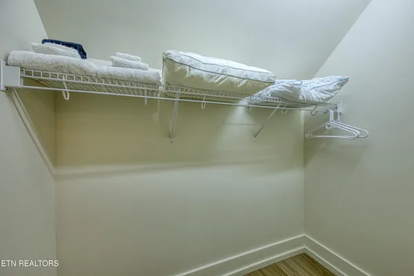 $528,699 | 410 Fleeta Williams Way, Sevierville, TN 37862