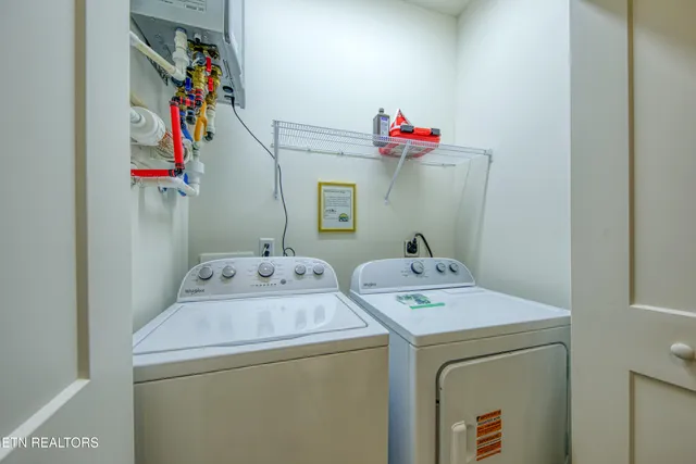 $528,999 | 410 Fleeta Williams Way, Sevierville, TN 37862