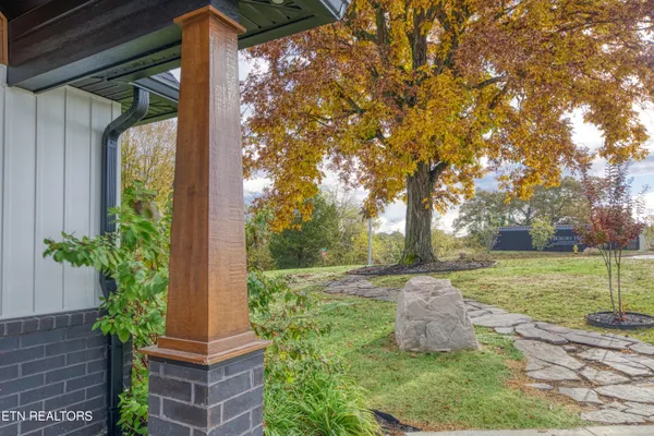 $528,699 | 410 Fleeta Williams Way, Sevierville, TN 37862