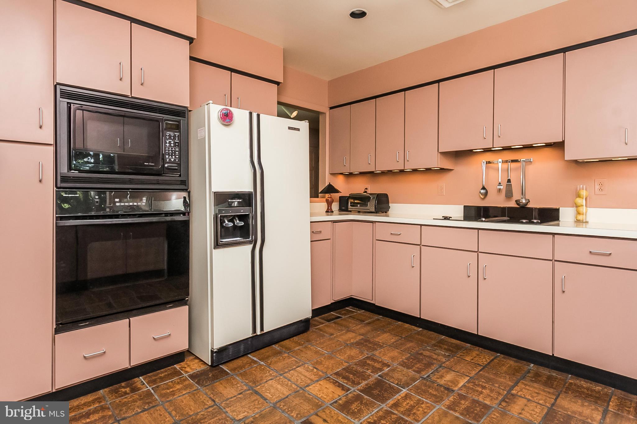 1315 Western Run Road Cockeysville, MD 21030 - Photo 13 of 24 Kitchen