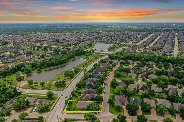 $345,000 | 2401 Norham Drive, College Station, TX 77845